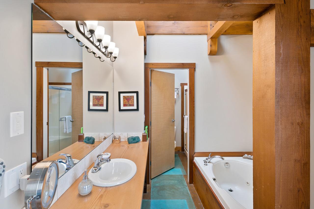 Black Rock Landing Ucluelet Exterior foto